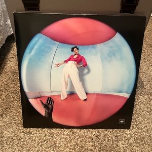 HARRY STYLES vinyl with poster!